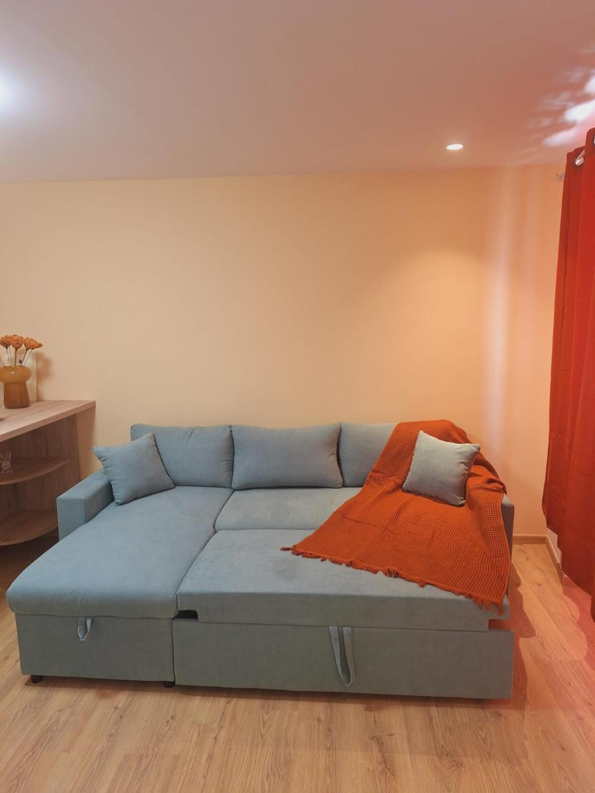 Apartment Atticstudiotheotoki